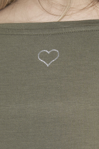 Plus size T-shirt dame Army med 3/4 ærmer – Blød og komfortabel