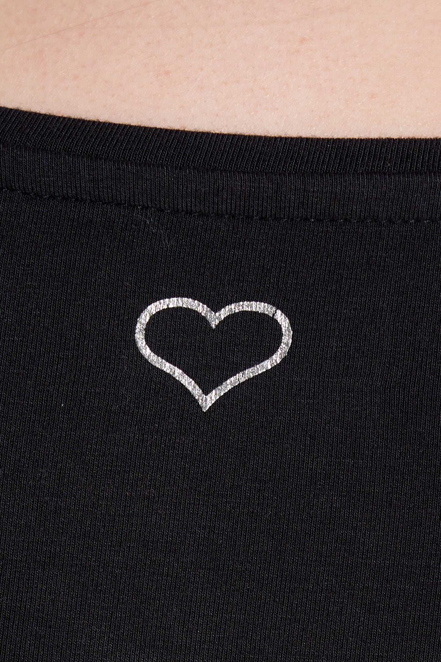 Plus size T-shirt dame sort med 3/4 ærmer – Blød og komfortabel